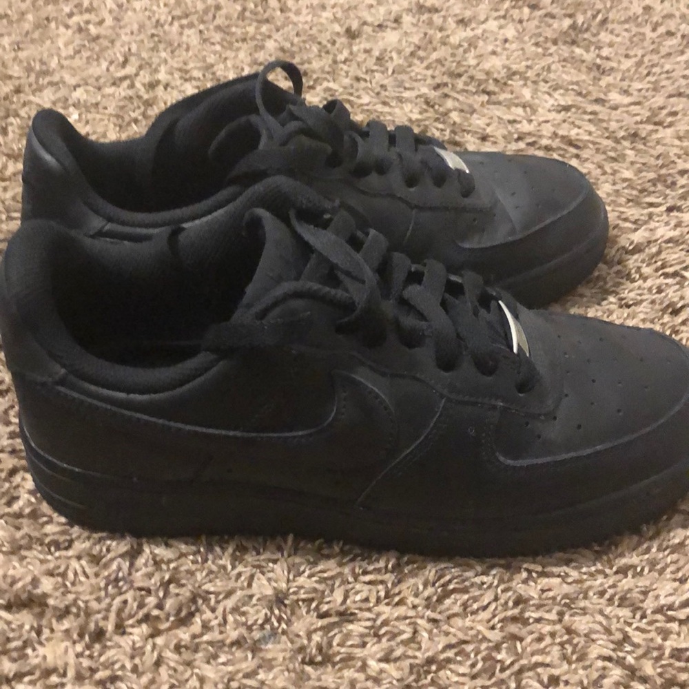 Air Force ones - Picture 2 of 4